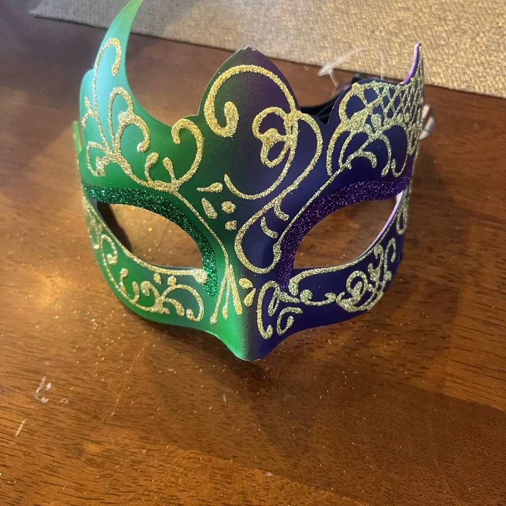 Masquerade‎ mask